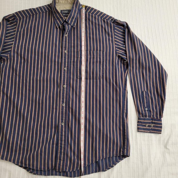 Wrangler "TwentyX" casual long sleeve button down shirt. Size L. - Picture 5 of 9
